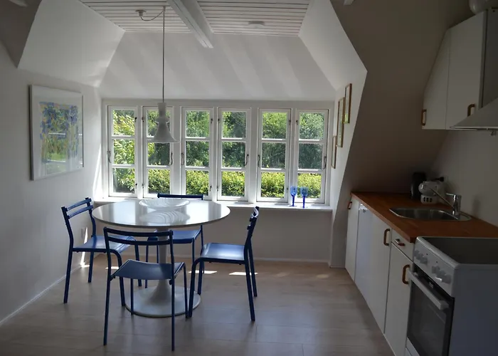 Ribe Dankirke Bed & Kitchen