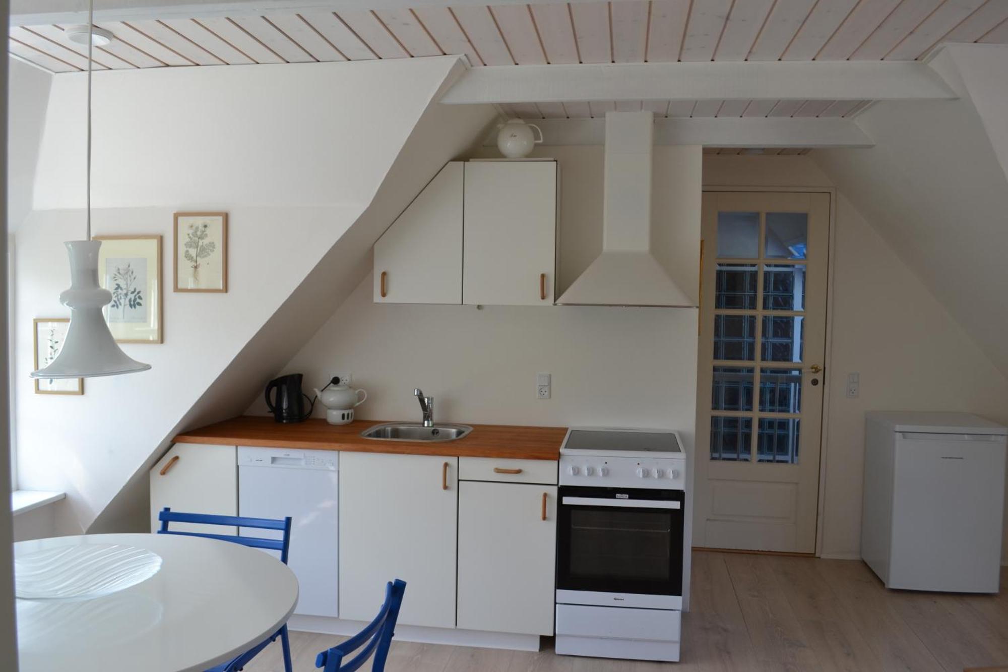 Vakantiehuis Dankirke Bed & Kitchen